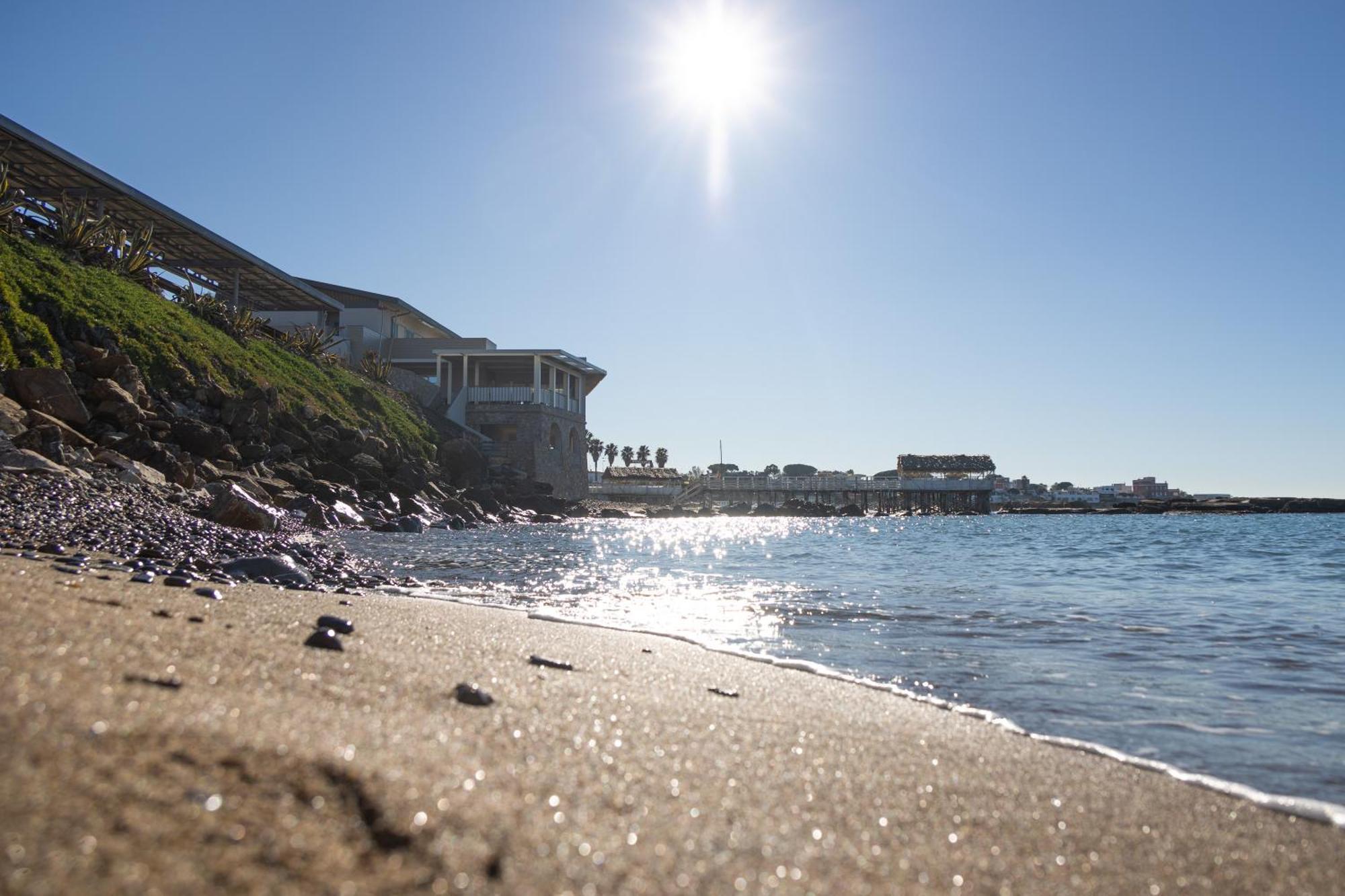 Le Suites Sul Mare Di Esterina チビタベッキア エクステリア 写真